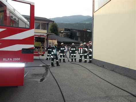 Ehrenburg: Brand bei Rubner – mehrere Wehren im Einsatz - UnserTirol24