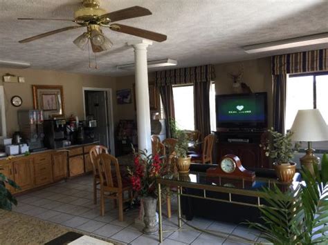 OAK TREE INN (Durant) - Hotel Reviews, Photos, Rate Comparison ...