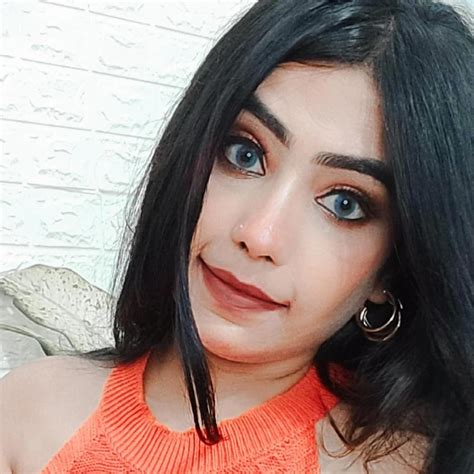 akanksha soni's Amazon Page