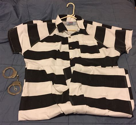 Black & White Striped Prison Inmate Jumpsuit Uniform w/ Handcuffs - Bob ...