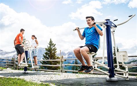 OUTDOOR FITNESS : Outdoor fitness, Outdoor fitness india, Outdoor Gym ...