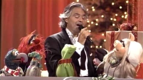 Andrea Bocelli & The Muppets - Andrea Bocelli & David Foster - Jingle ...