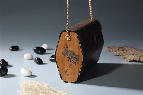 Elegant Wooden Handbags – Stylish & Eco-Friendly Accessories – Tash Bags