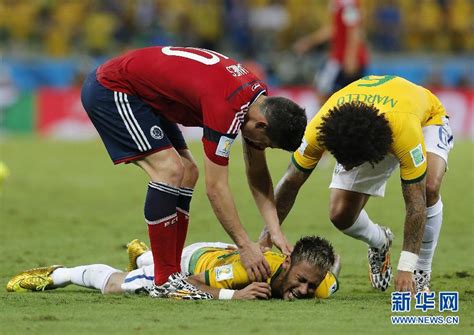 巴西队队医：内马尔腰椎受伤 提前告别世界杯——人民政协网