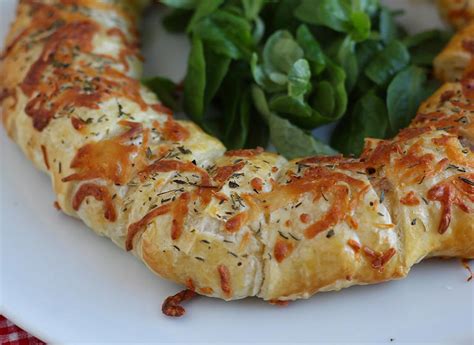 Salmon and mustard puff pastry crown