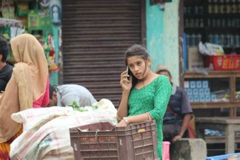 7 People Who Became Crazy Famous Overnight On The Internet For Some ...