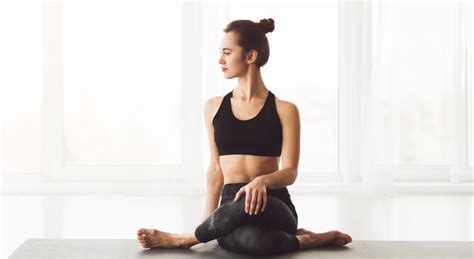 Yoga Website Using HTML CSS JavaScript 的图像结果