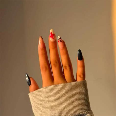 Pressonnails | cherrybrush