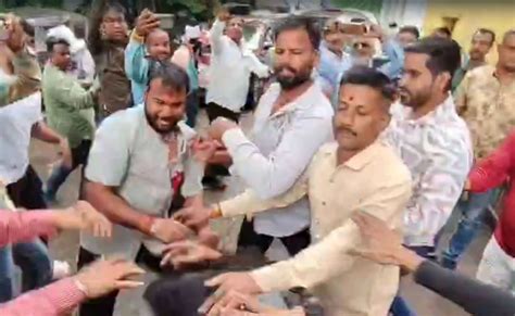 Group Protesting Against Forced Conversions Thrashed By Bajrang Dal ...