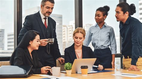 Businessman Woman 的图像结果
