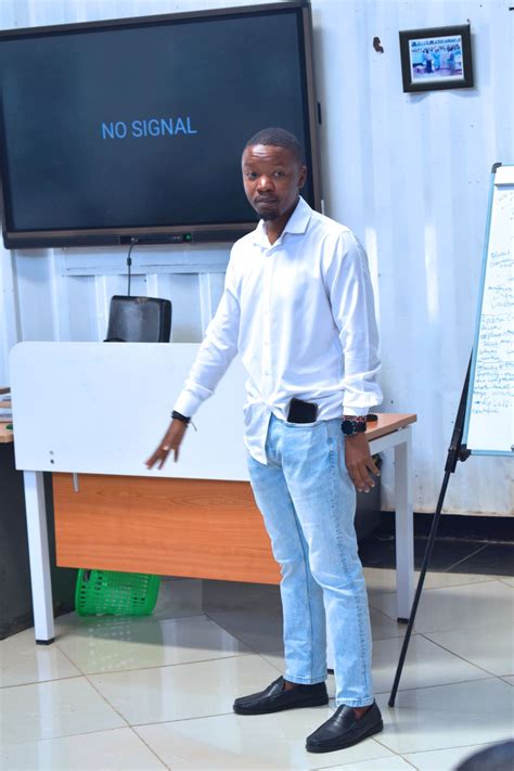 Computer Practicals FM 2 Kenya 的图像结果