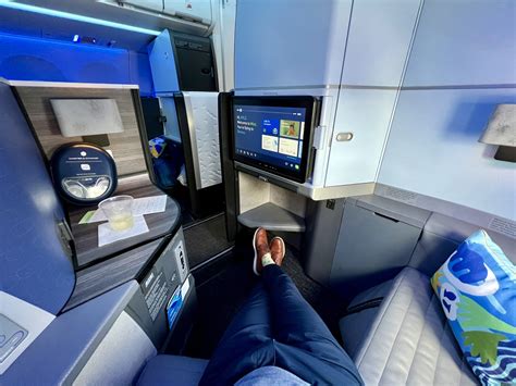 Is the JetBlue Mint Studio Worth the Upgrade?