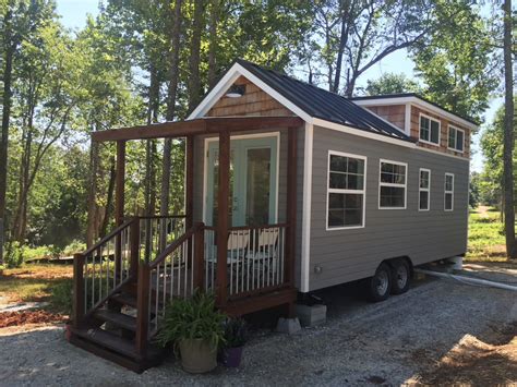 Greer Tiny House Retreat [ TINY HOUSE TOWN ]