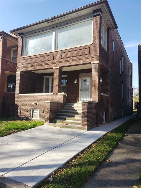 7020 S Calumet Ave, Chicago, IL 60637 | Homes.com