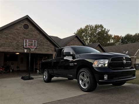Got my new ‘17 ram 1500 4x4 last week (I’m in love) : r/ram_trucks