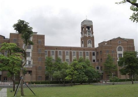 台湾大学校史館 : レトロな建物を訪ねて