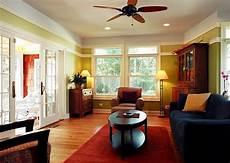 Two Tone Living Room by How To Pull Two Toned Walls Two Tone Living Room