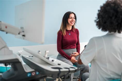 What to expect at your first prenatal visit | HCA HealthONE