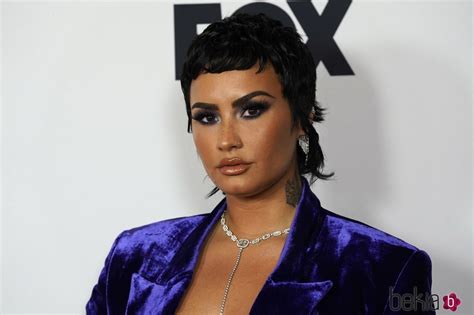 Demi Lovato posando en los I Heart Radio Music Awards 2021 - Artistas ...