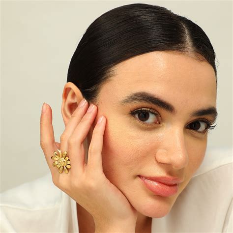 Arica Radiance Ring – Zaavi Jewels