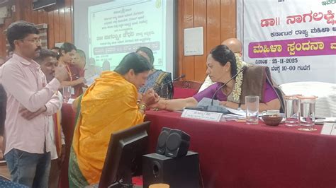 ದೌರ್ಜನ್ಯದ ಮುಂದೆ ಮಹಿಳೆ ಕುಬ್ಜಳಾಗಿದ್ದಾಳೆ, ಕಾನೂನು ವೀಕ್ ಆಗ್ತಿವೆ-Women are ...