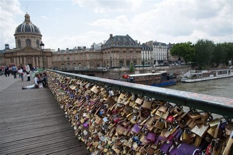 Your Updated Guide To Famous Bridges in Paris France 2026