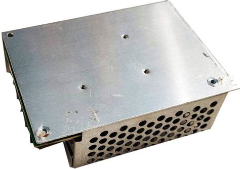 SECUREYE 5AMP 12V 4 CHANNEL CCTV SMPS (POWER SUPPLY) 12 Watts Computer ...