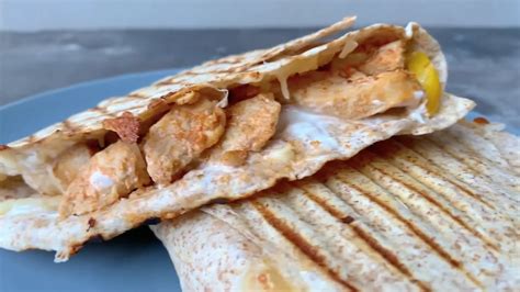 Chipotle Quesadilla Calories, Nutrition & Price - February 2026