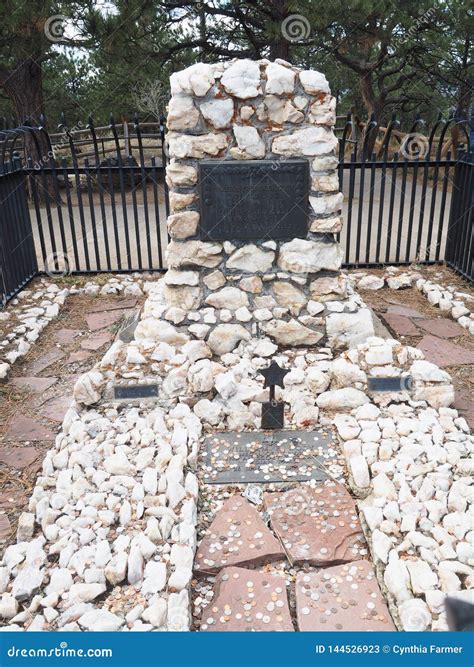 Buffalo Bill grave editorial stock photo. Image of grave - 144526923