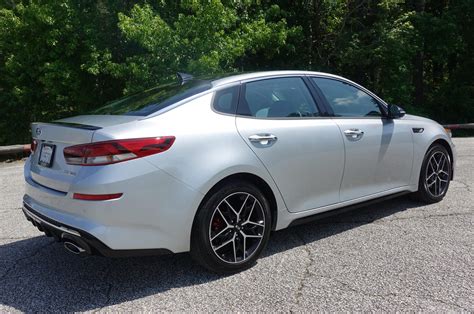 2019 Kia Optima review: 2019 Kia Optima first drive review: A solid choice with great value - CNET