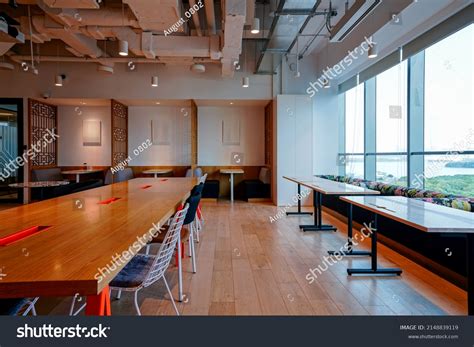 Empty Building Space 的图像结果