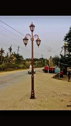 Garden Pole Light - Cast Iron Lamp Post Service Provider from New Delhi