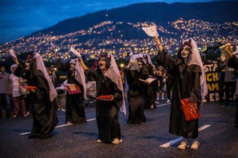 Peaceful protests for education turn into full-blown riots in Colombia ...