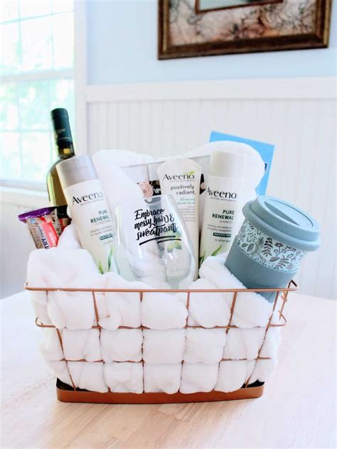 How to Make a New Mom “Treat Yourself” Gift Basket | The Mom Friend
