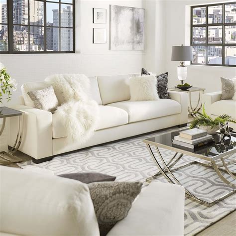 3 Tips For Styling A White Sofa In A Modern Living Room – HOMYSTYLE