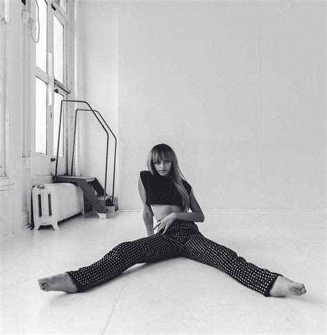 Carmen Johnson's feet