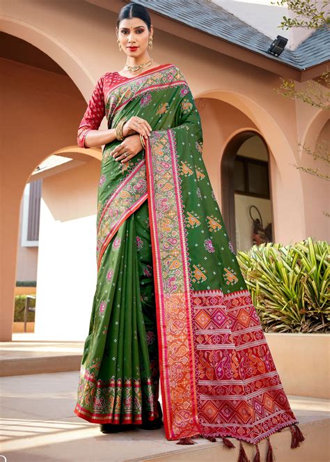 Pure Weaving Silk Dark Green Ikkat Patola Saree – SHANGRILA DESIGNER