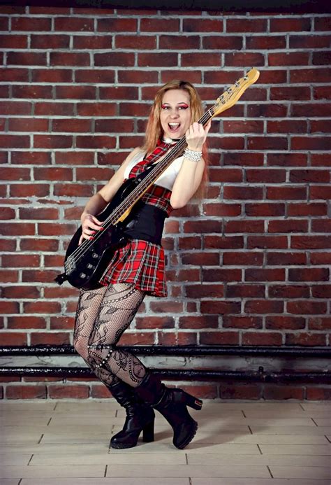 bass singer Interview Questions and Answers - HelloIntern.in - Blog