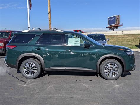 New 2024 Nissan Pathfinder SL SUV in Riverdale #3N24076 | Ken Garff Nissan Riverdale