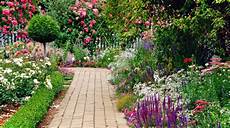 Cottage Garden Design Ideas by 30 Cottage Garden Ideas With Different Design Elements Cottage Garden Design Ideas