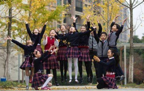 重庆的“贵族学校”，到底长啥样？_腾讯新闻