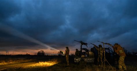 Mass Drone Strike Targets Moscow, Russian Airports Shut Down