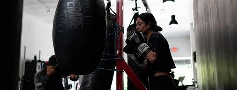 Boxing Class 的图像结果