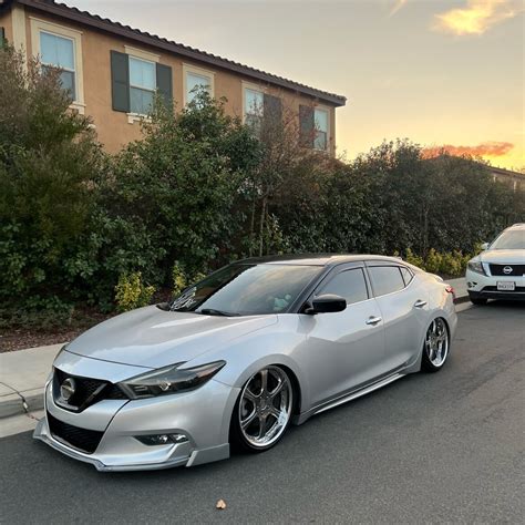 Rafael's Modded 2016 8thgen Nissan Maxima