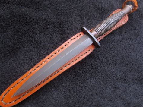 ORIGINAL WW2 BRITISH FAIRBAIRN SYKES DAGGER KNIFE STILLETTO AND CUSTOM ...