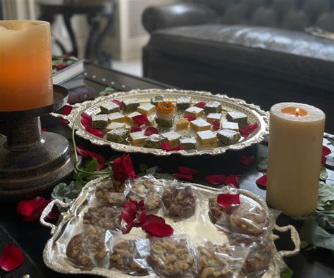 Rectangle Handcraved Platter – Exclusively Yours Artefacts LLP