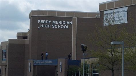 Perry Meridian High School evacuated after smoke discovered | Fox 59