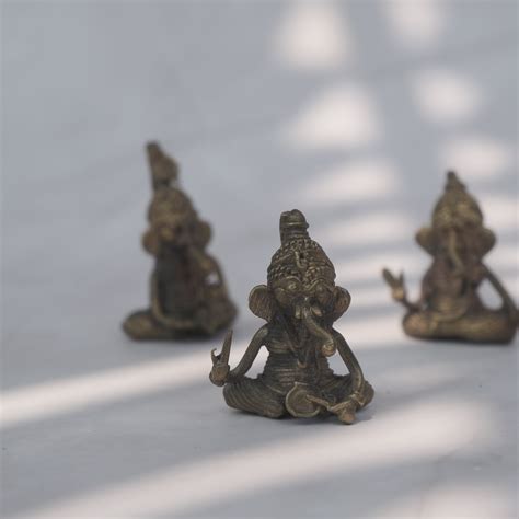 Dhokra Craft - Set of 3 Small Ganesh Home Decor – KalaKart