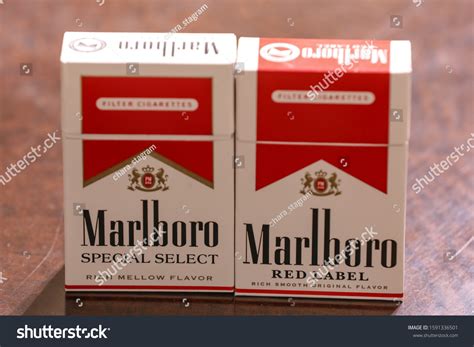 Marlboro Reds