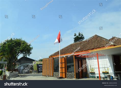 Bandung August 2022 Red White Flag Stock Photo 2201119355 | Shutterstock